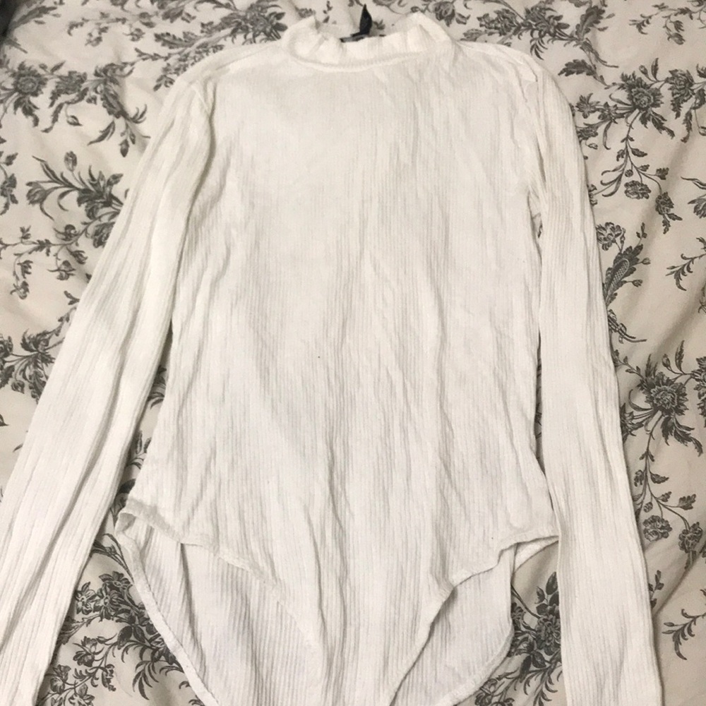 WHITE BODYSUIT